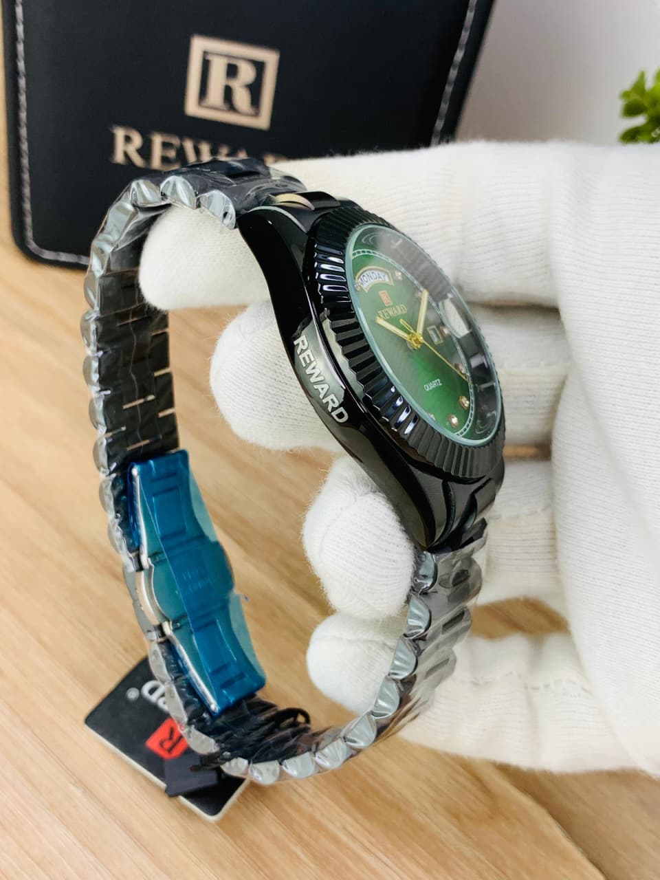 luxury Stainless Steel Analog Watch for Men