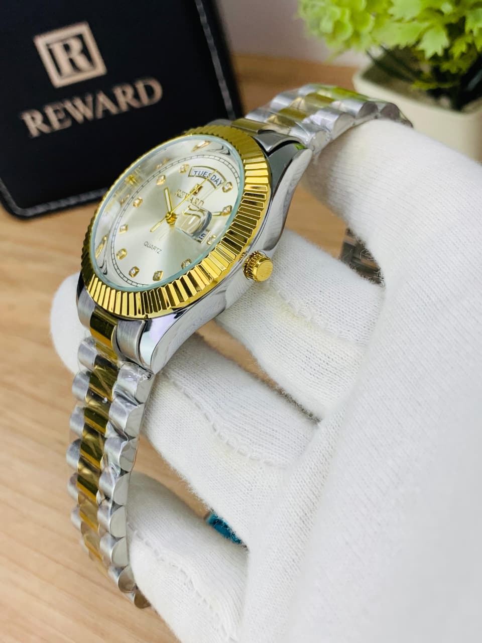luxury Stainless Steel Analog Watch for Men