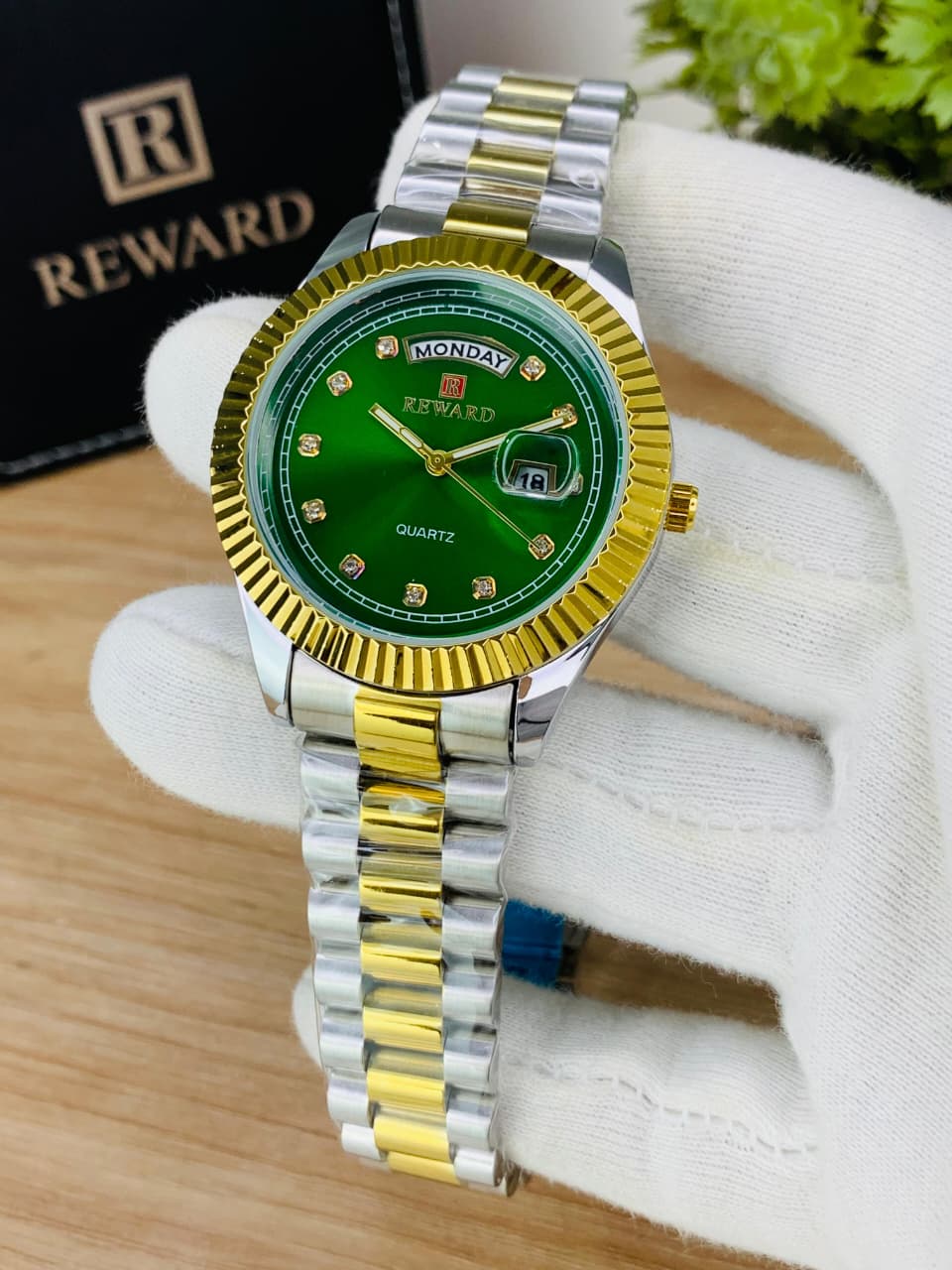 luxury Stainless Steel Analog Watch for Men